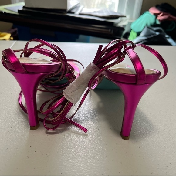 Betsey Johnson Amara Gladiator Lace Up Sandals Heels Shoes Fuchsia Pink 8 B1 - Picture 3 of 5
